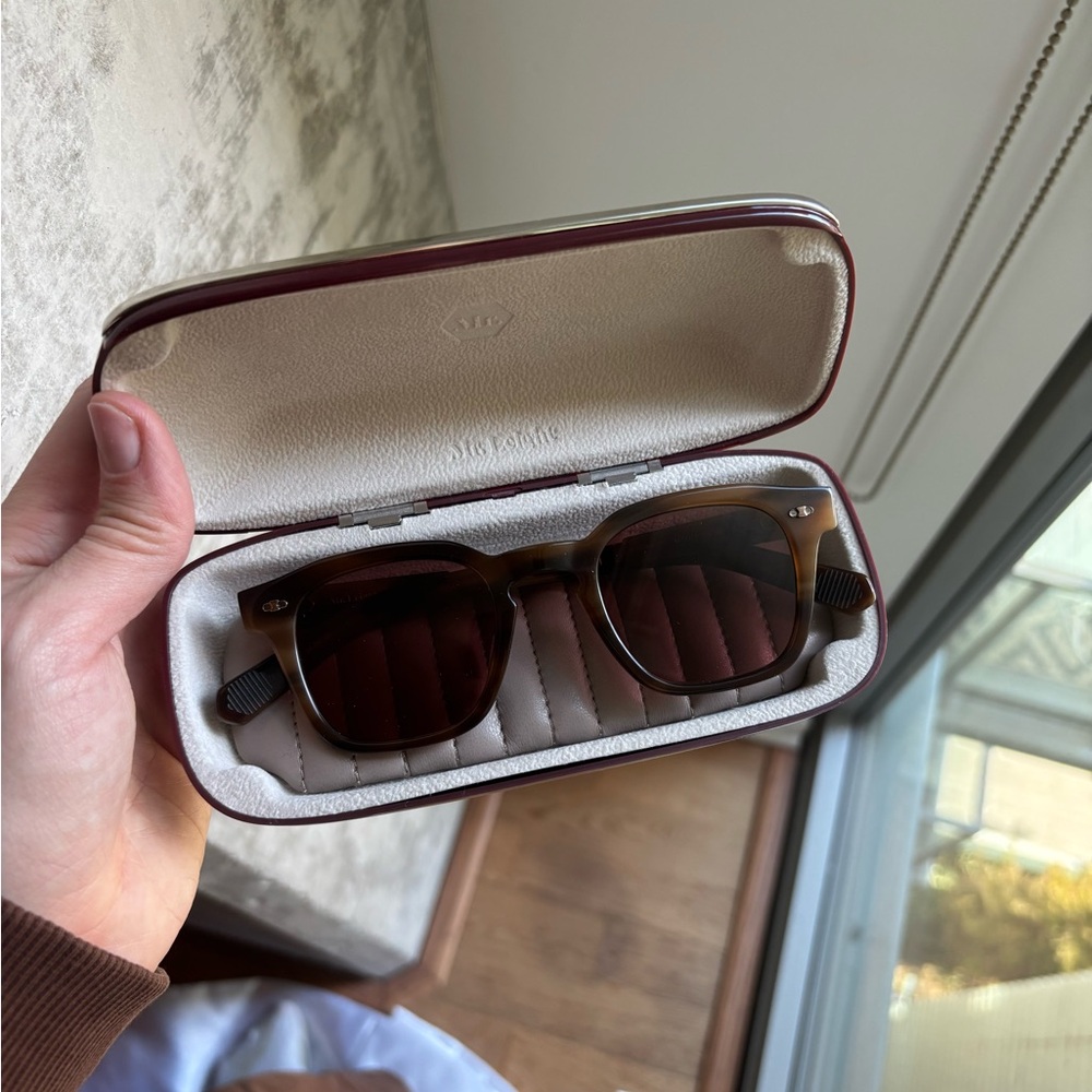 Garrett Leight Adonis Sunglasses Unisex
Bought for $640